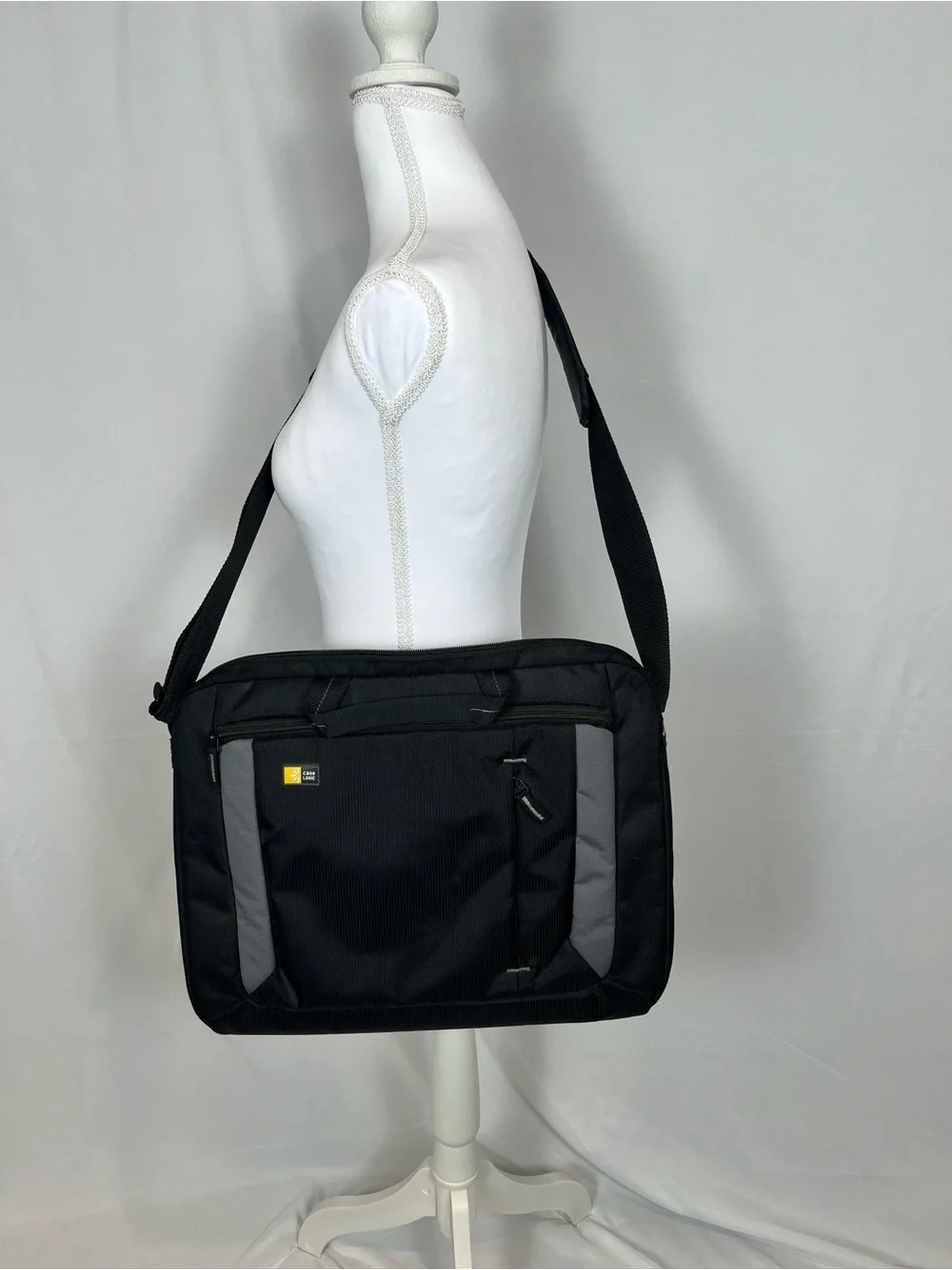 Case Logic Black and Gray Laptop Messenger Bag for Men